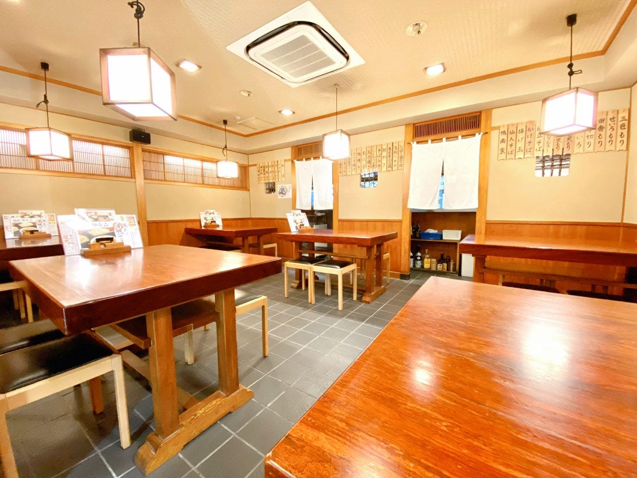 手打ちそば 御徒町 吉仙（御徒町/和食） - ぐるなび