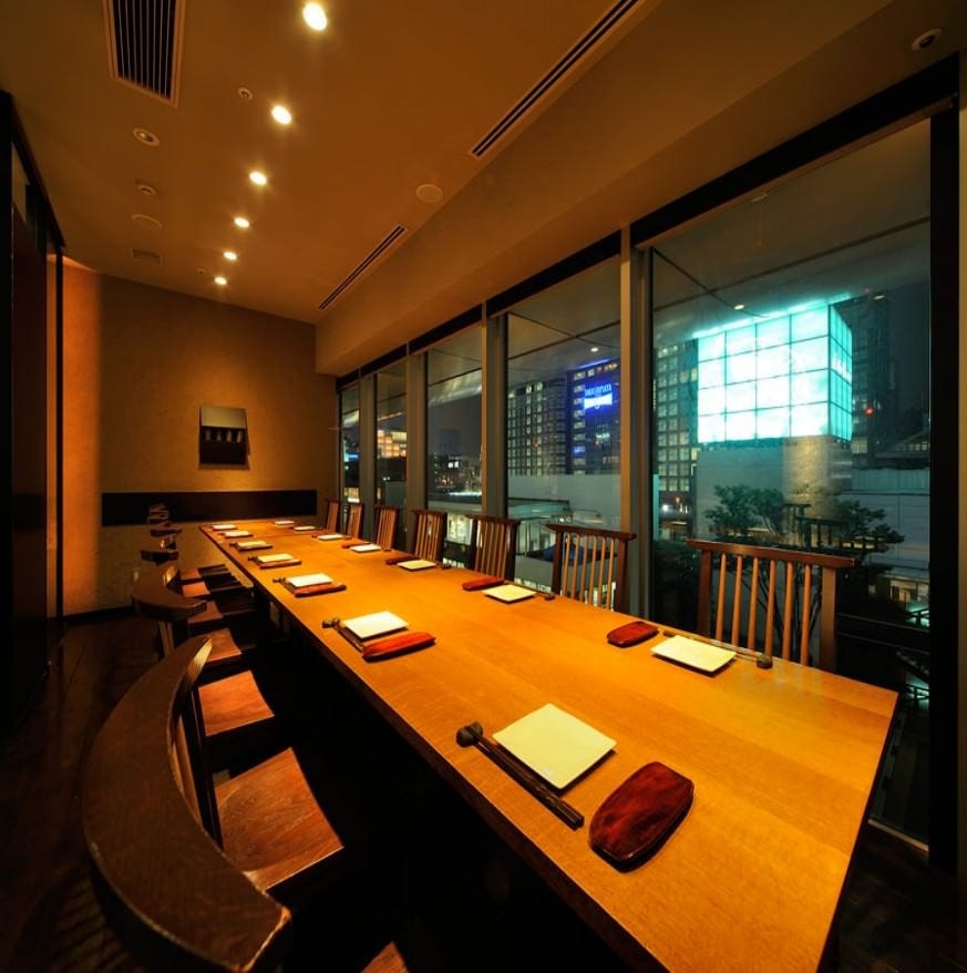 ダイナミックキッチン バー 響 新宿サザンタワー店 個室 ぐるなび