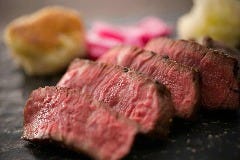 黒毛和牛赤身肉ステーキ 100g Dynamic Kitchen & Bar 響 新宿サザンタワー店_黒毛和牛赤身肉ステーキ 100g