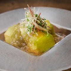 福井県鯖江市 伝統野菜「吉川ナス」 冷やし茄子 ~香味野菜と出汁ジュレ~ Dynamic Kitchen & Bar 響 新宿サザンタワー店_福井県鯖江市 伝統野菜「吉川ナス」 冷やし茄子 ~香味野菜と出汁ジュレ~