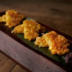 北海道小林牧場「ゴーダチーズ」使用 とうもろこしとゴーダチーズのジョン ~醤油麹・発酵バター~ Dynamic Kitchen & Bar 響 新宿サザンタワー店_北海道小林牧場「ゴーダチーズ」使用 とうもろこしとゴーダチーズのジョン ~醤油麹・発酵バター~
