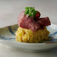 黒毛和牛ベーコンと発酵バターの塩ポテトサラダ Dynamic Kitchen & Bar 響 新宿サザンタワー店_黒毛和牛ベーコンと発酵バターの塩ポテトサラダ