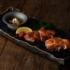 シャポーン鹿児島鶏 塩焼き Dynamic Kitchen & Bar 響 新宿サザンタワー店_シャポーン鹿児島鶏 塩焼き