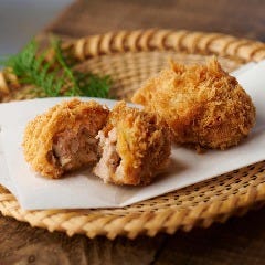 島根県邑南町 石見ポーク 生胡椒メンチカツ リーペリンソース Dynamic Kitchen & Bar 響 新宿サザンタワー店_島根県邑南町 石見ポーク 生胡椒メンチカツ リーペリンソース