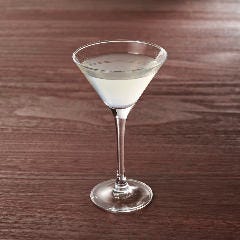 THE R．C．ARMS 新橋店_ホワイトレディー