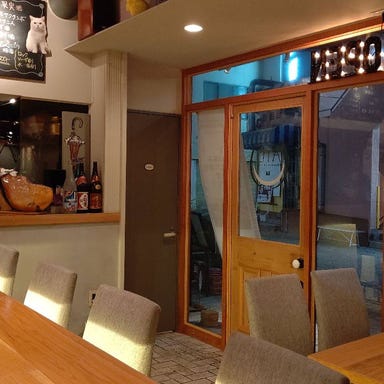 restaurant ＆ bar ATE COUNTER DE ATENOMI 富雄 店内の画像