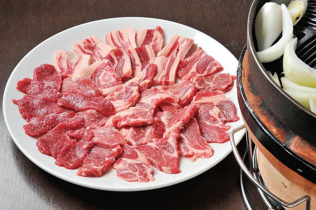 必須アミノ酸や、脂肪を分解するカルチニンが豊富に含まれる羊肉