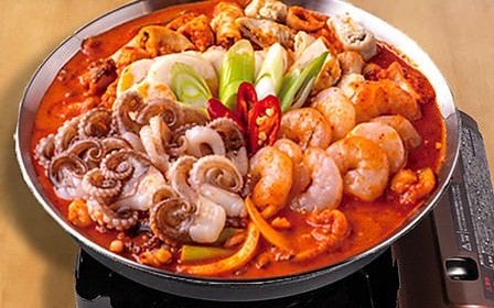 KOREAN居酒屋 はな メニュー：韓国鍋 - 楽天ぐるなび