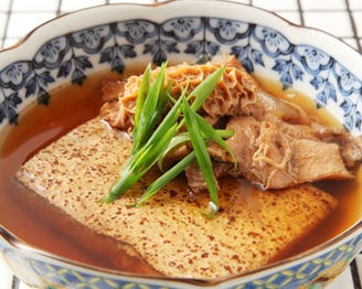 おでんと肉豆富料理 酒場ゴロー 神田駅前店 メニュー 一番人気 とろとろ牛ハチノスの肉豆富 ぐるなび