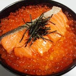 親子丼(鮭・いくら)　