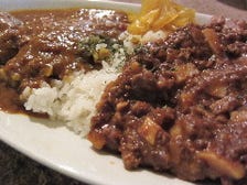 ドライとチキンの2種盛カレー