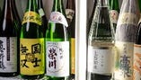 こだわり日本酒常時70種類以上！好きな日本酒に出会えるはず…。