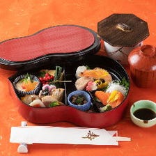 「志ぐれ弁当」お気軽に京料理を楽しんでいただけるお弁当セットです。