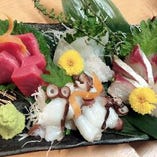 【旬の海鮮】
千葉県産ならではの美味しさが大集合！
