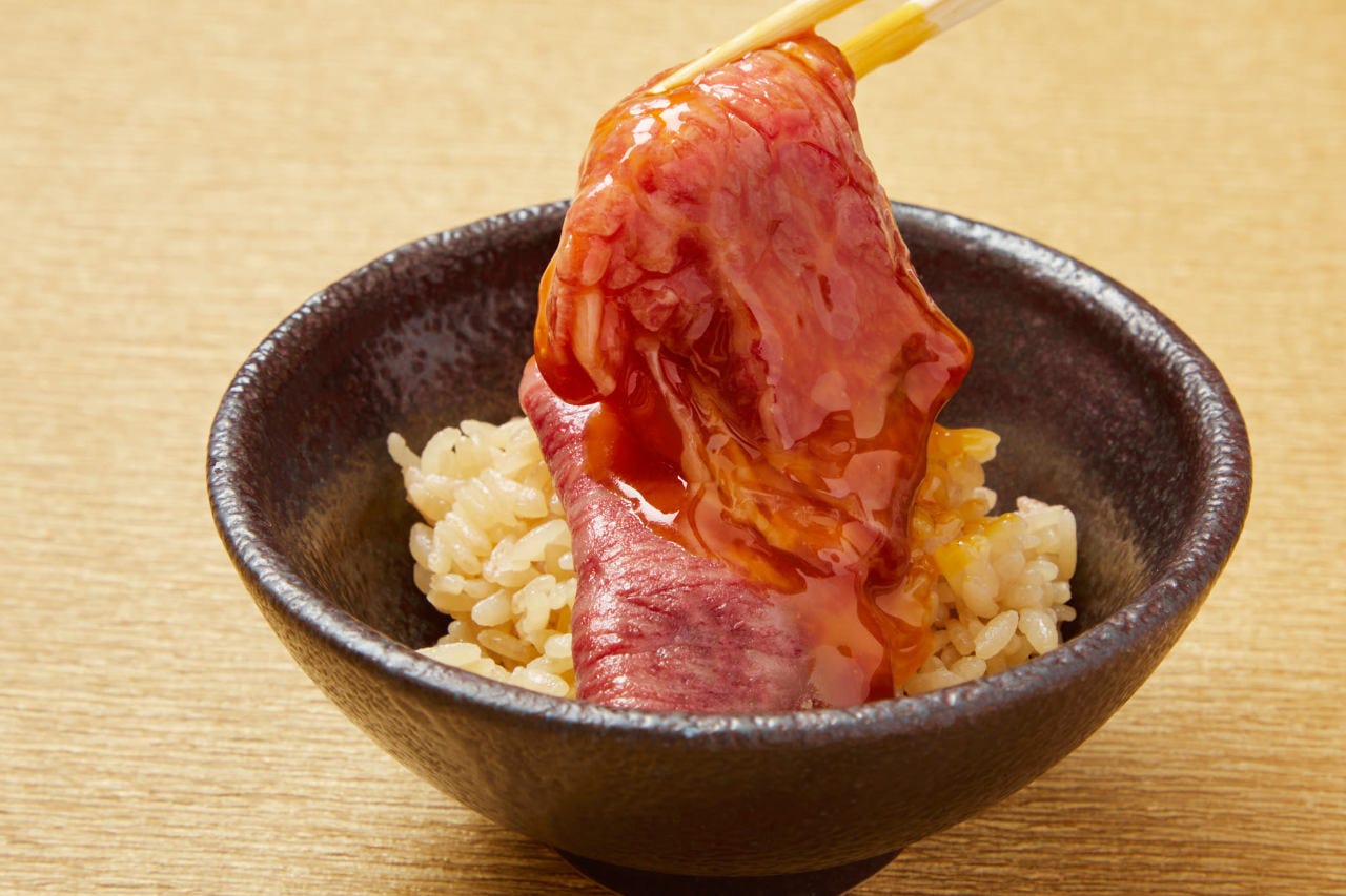 ランチ限定】A4黒毛和牛と国産牛の食べ比べ ”牛まぶしランチ”『平日は