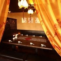 アジアンダイニング縁_10名様までの大テーブル半個室