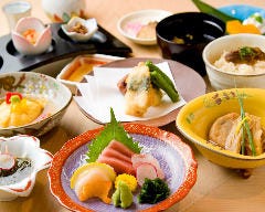 【 花の海 】旬の厳選食材を愉しむ！前菜3種 全10品
