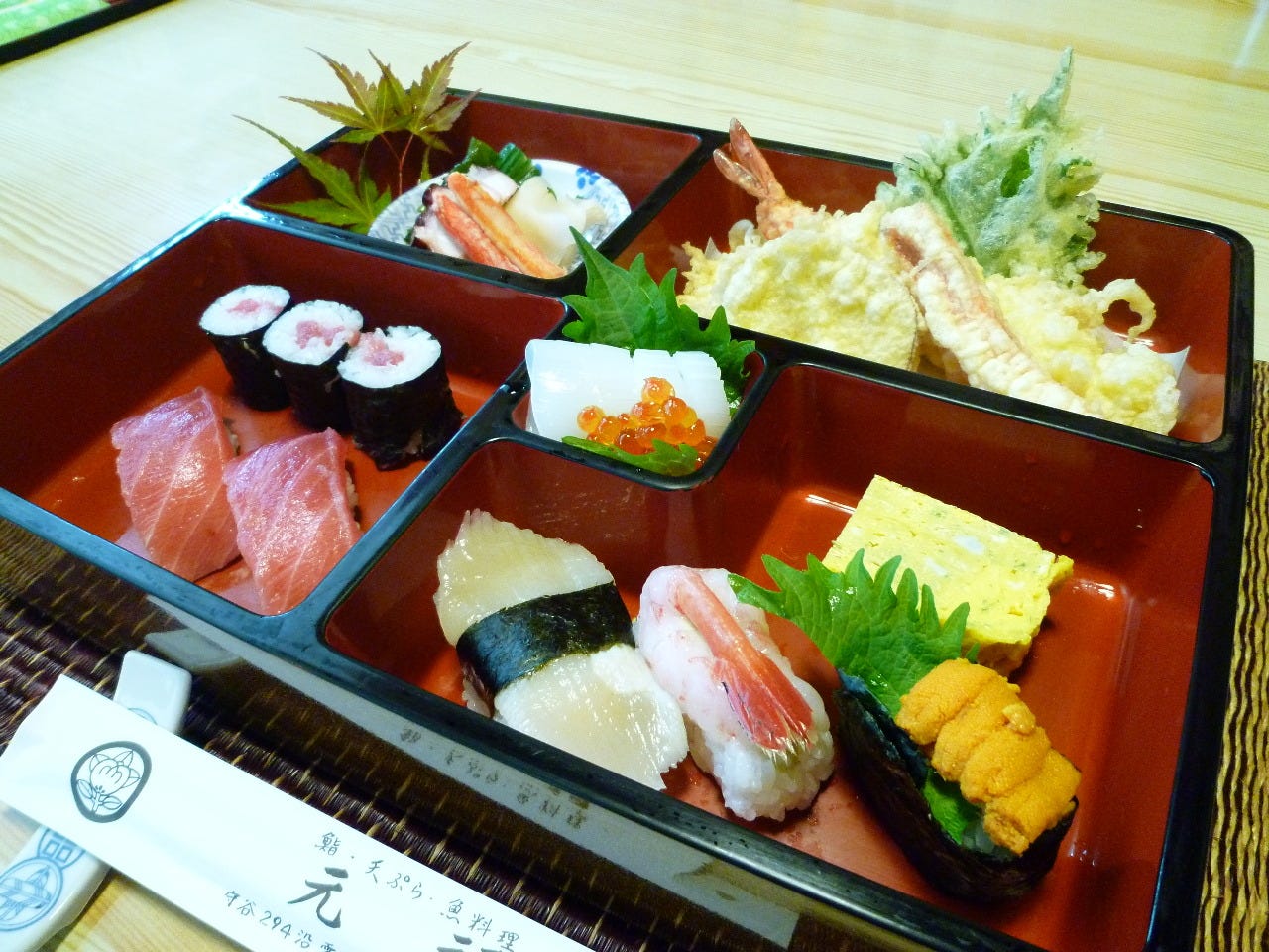元禄鮨 老舗寿司屋 食事処