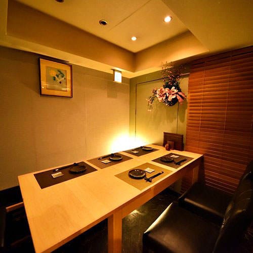 完全個室 肉寿司 彩 八馬 新宿店 詳細 周辺情報 Navitime Travel