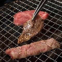 炭火焼肉 やまと