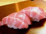 新鮮なネタを使った寿司も自慢です。