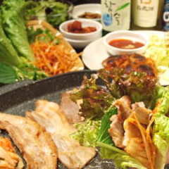 韓国料理とサムギョプサル サム家 