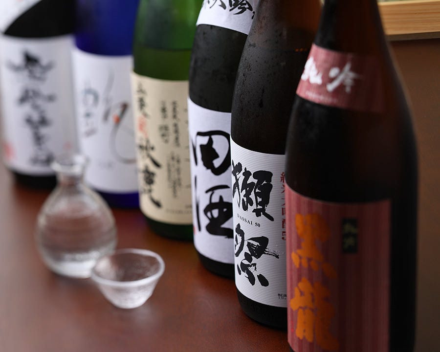 色々取り扱っております。素材に合わせた日本酒で料理を美味しく