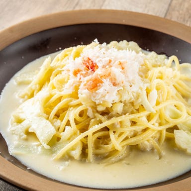 ファームビュッフェ mothers てんしば店_マルズワイガニとカリフラワーのクリームソース 自家製生パスタ