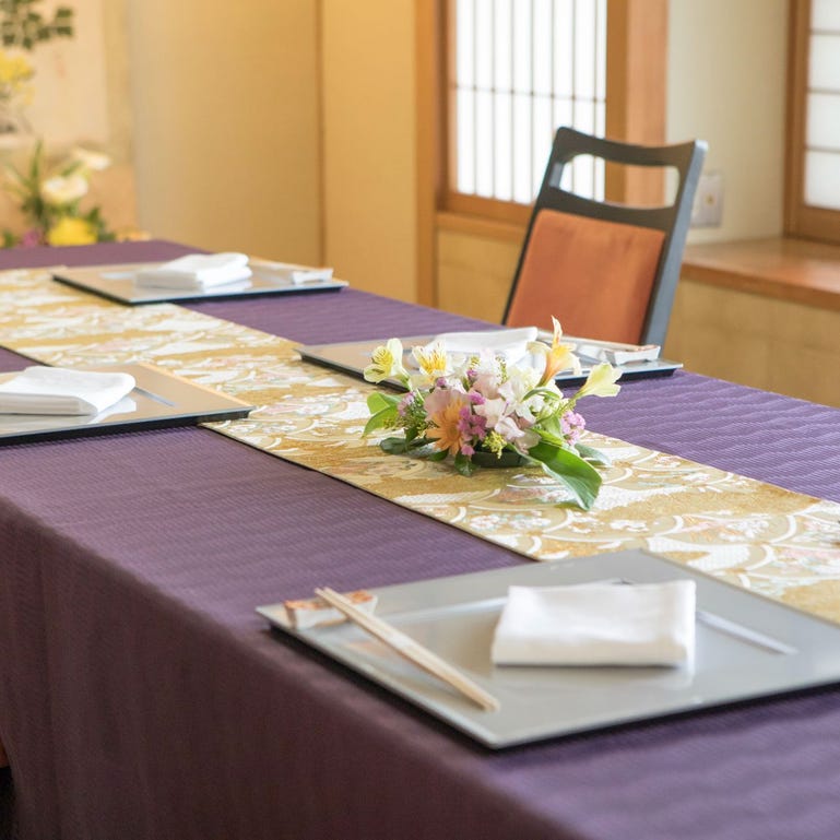 日本料理 あづま_プライベート空間の和室