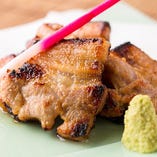 麦で育てることで臭みがなく風味豊かな豚肉を使った西京焼き！