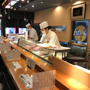 築地すし鮮 4丁目場外市場店_カウンター席