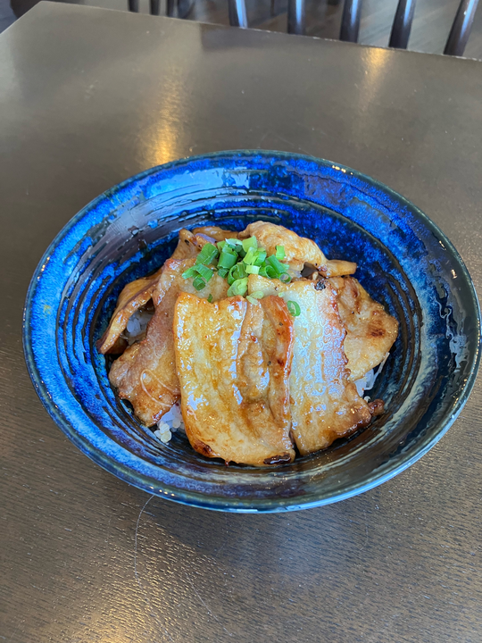 WATATSUMI(ワタツミ)（江ノ島・鵠沼/海鮮丼） - 楽天ぐるなび