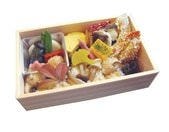 扇（おおぎ）弁当　2,000円（抜/1,852円）