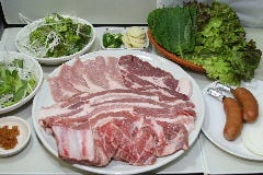 韓国料理 新 京愛館
