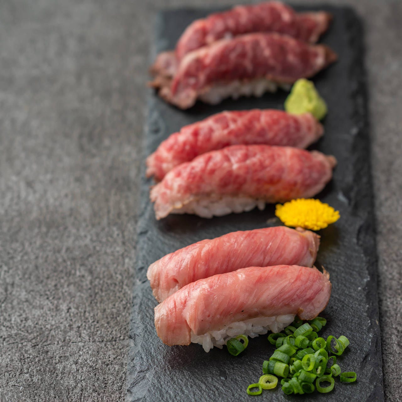 お刺身と肉壽司と鍋食べ飲み放題專門店まんぷく市場新橋店相片 新橋 居酒屋 Gurunavi 日本美食餐廳指南