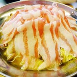 【しびれ鍋】六白黒豚の豚バラ山椒鍋
