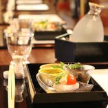 心づくしの京料理と
黄桜のお酒をご堪能下さいませ。