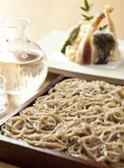 いなたや 丸の内パレスビル店_蕎麦と蔵の地酒、ぜひお楽しみ下さい。