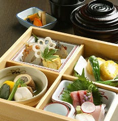いなたや 丸の内パレスビル店_ご予約限定ランチ 【いなたや弁当】