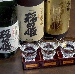 いなたや 丸の内パレスビル店_《飲み比べ》
『蔵元 純米酒セット』『蔵元 吟醸酒セット』