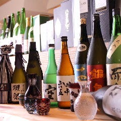 プレミアムな銘酒や、希少な地酒もご用意。おすすめもあります！