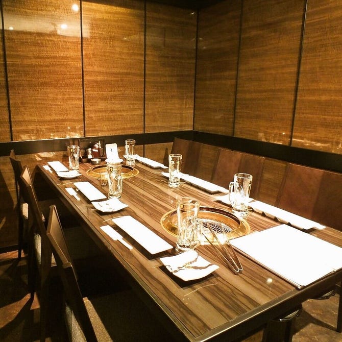 個室焼肉 喰切じろう 広島市 焼肉 ぐるなび