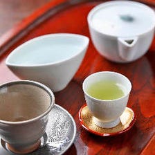 「茶を飲む」こだわりの玉露と抹茶