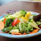 ジャックポットの彩りデトックス野菜のサラダ