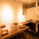 ８名や１２名など様々な人数に対応できる個室ご用意しています