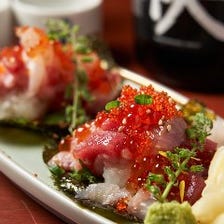【名物】贅沢海鮮こぼれ寿司