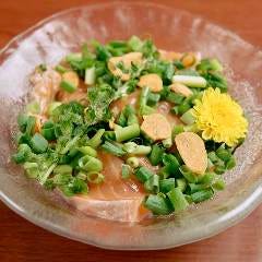 個室居酒屋 海鮮と地酒 すきずき 平塚駅前店_ねぎまみれ炙りマヨサーモン