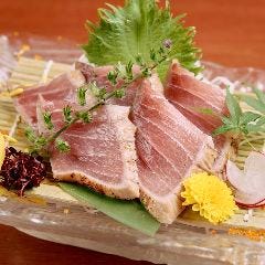 個室居酒屋 海鮮と地酒 すきずき 平塚駅前店_本マグロの炙りたたき