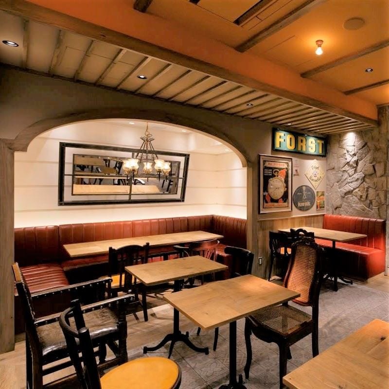 デリリウムカフェ 銀座の店内の様子