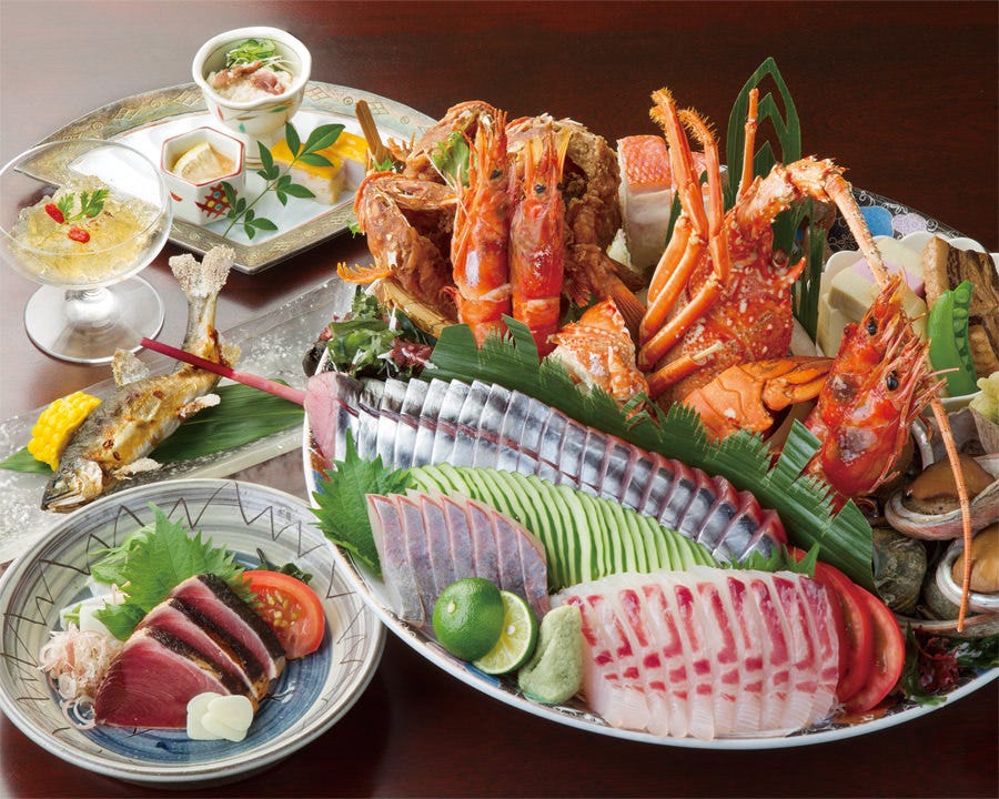 黒潮皿鉢コース】大皿の皿鉢（さわち）料理を囲んで、楽しいひと時をの